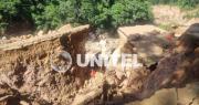 Plataforma se derrumba en los valles y deja sin tráfico vehicular la antigua carretera Santa Cruz- Cochabamba