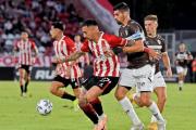 Platense y Estudiantes se miden en San Nicolás por el Trofeo de Campeones: formaciones, hora y TV