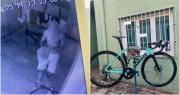 Robaron una costosa bici del equipo SEP mientras los pedaleros dormían: el ladrón intentó tapar la cámara con un calzoncillo