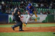 LVBP: Tiburones impone su ley ante Caribes y sigue soñando en grande