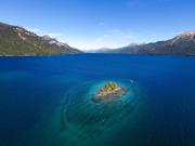 Villa Traful, la perla turquesa que lidera las búsquedas en Google e invita al verano patagónico