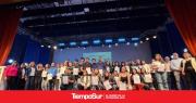 Entrega de certificados a los jóvenes que se capacitaron en minería