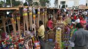 A poco de las celebraciones de fin de año: Sucamec advierte que solo hay 11 ferias autorizadas para la venta de pirotécnicos en el país