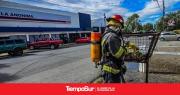 Una colilla de cigarrillo provocó un incendio en la vía pública