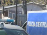 La Plata: cortaba el pasto en el fondo de su casa y encontró huesos humanos