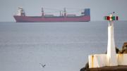 Autoridades suecas abordaron carguero ruso sancionado que quedó varado en sus aguas territoriales