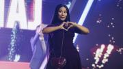 Revuelo en EE.UU.: Nicki Minaj sorprende y participa en reunión de conservadores en conmemoración a Charlie Kirk