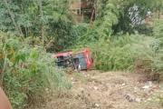 Bus con 25 pasajeros cayó a un abismo en Medellín y dejó varios heridos