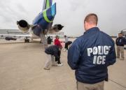 Estados Unidos eleva a 3 mil dólares el incentivo para inmigrantes que decidan autodeportarse