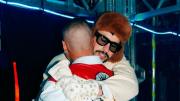 Te quiero mucho: Bad Bunny y J Balvin se reconcilian con emotivo abrazo durante concierto en México