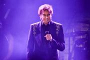 Barry Manilow suspende todo por una mancha cancerosa