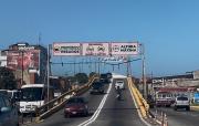 Motorizados tienen prohibido circular por elevados