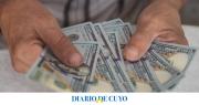 El dólar oficial cerró casi estable y los financieros profundizan bajas: a cuánto cerró el blue en San Juan