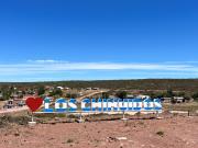 Energía sustentable para un pueblo aislado: avanza la construcción del Parque Solar Los Chihuidos