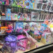 Ventas de juguetes avanzan con lentitud en La Victoria
