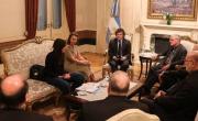 Previo a Navidad, Milei se distancia de la Iglesia Católica y afianza vínculo con evangelistas