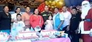 Realizan agasajo navideño para niños en el (bloque F) del Cerprom