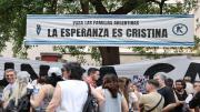 Navidad con Cristina: militantes y vecinos se concentraron en el Otamendi para acompañarla y pedir su libertad