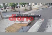 Navidad con incidentes: un poste cayó por la lluvia en Urquiza y 25 de Mayo