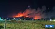 Continúa combate de incendio forestal en Cerro Maule: fuego ha arrasado con más de 1.000 hectáreas