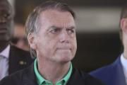 Brasil: Jair Bolsonaro fue operado con éxito por una hernia inguinal y continuará internado