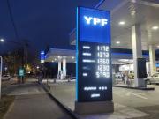 Por encima de la inflación: cuánto subió la nafta en el 2025