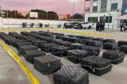 Hallan tres toneladas de droga en una finca en Ecuador