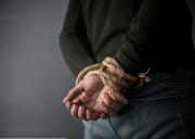 Prisión preventiva para dos sospechosos por secuestro extorsivo de tres jóvenes; fueron liberados en Ambato