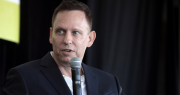 Peter Thiel: El multimillonario que piensa el fin del mundo y financia la política que podría acercarlo