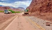 Precaución al viajar a Cafayate: la ruta nacional 68 sigue con tareas de despeje