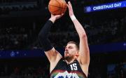 NBA: Jokic hizo 56 puntos en la jornada de Navidad y ganaron Rockets, Spurs y Warriors