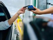 El efectivo, en retirada. Las tarjetas y el QR ganan terreno entre consumidores paraguayos