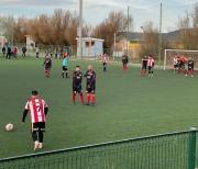 Con partidos de play off y Top 65 continúa el fútbolito Senior en Punta Arenas