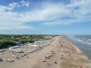 Cariló vs. Miami y Chile vs. Mardel: cuánto cuestan las vacaciones para una familia tipo en los destinos tradicionales