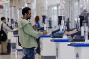 Estados Unidos empieza a registrar fotos y datos biométricos de extranjeros