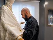 Filippo Sorcinelli, el diseñador del Papa: los secretos del extravagante sastre que logró poner a León XIV en un ranking de moda