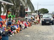 La avenida Don Bosco se consolida como el principal centro de venta de años viejos en Rocafuerte