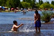 Alerta amarilla en 8 provincias: la ola de calor se expande y el termómetro llegará a los 37 grados