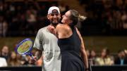 Sin equivalencias: Kyrgios ganó con claridad la “batalla de los sexos” ante Sabalenka