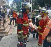 Incendio en edificio de Chacao deja cuatro afectados por inhalación de humo