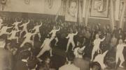 Recuerdos fotográficos: 1954. “¡En garde!” dijeron las esgrimistas secundarias