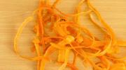 Quien tiene cáscaras de zanahoria en casa tiene un tesoro en sus manos: para qué usarlas