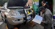“Hemos esperado mucho tiempo”: Reportan filas y demoras en un punto de la inspección vehicular en La Paz