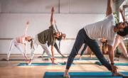 Yoga o Pilates: 3 apps para arrancar ya en casa y eliminar tensiones