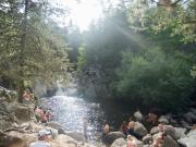 Tragedia en Córdoba: un turista murió ahogado al meterse a nadar en una cascada de La Cumbrecita