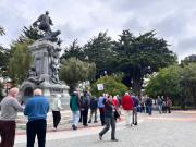 La Plaza de Armas se transformó en vitrina de emprendimiento ante la llegada de cruceristas