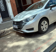 Jerarca aduanero investigado por usar auto oficial para otro trabajo en el ámbito privado