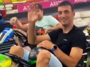 Lionel Scaloni, ¿o Colapinto?: el DT de la Selección ganó una carrera de kartings con una maniobra genial