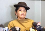 Senadora del PDC exige destitución de ministros Lupo y Espinoza por “hacer equivocar al presidente Paz” 