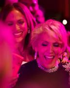 Mamá de Jennifer López se roba todas las miradas a los 80 años